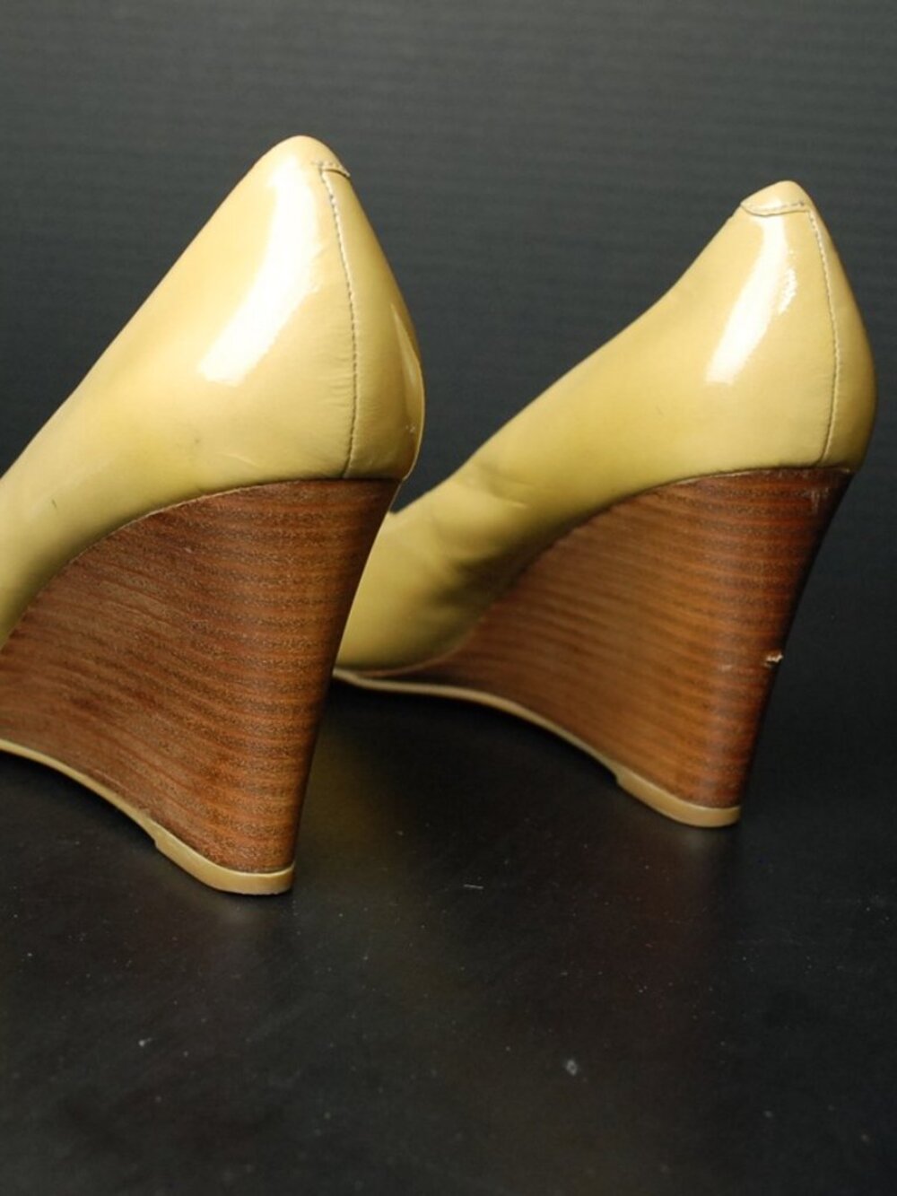 Coach Wedge Pattern Leather - Picture 9 of 10